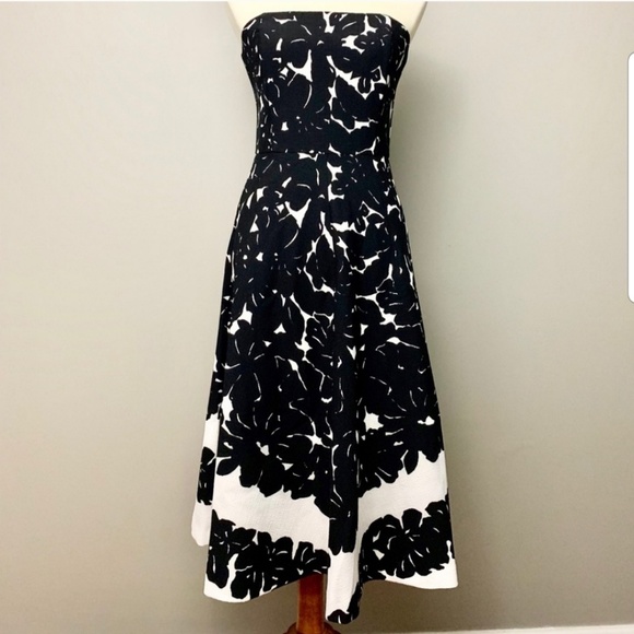 White House Black Market Dresses & Skirts - White House Black Market Strapless Dress